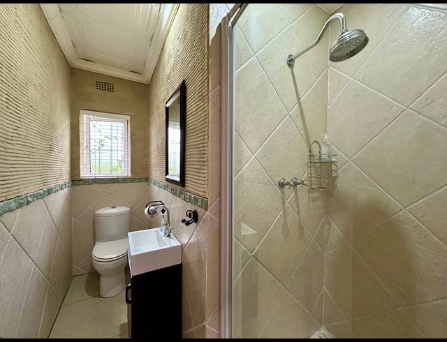 5 BEDROOM HOUSE FOR SALE IN MEER EN SEE